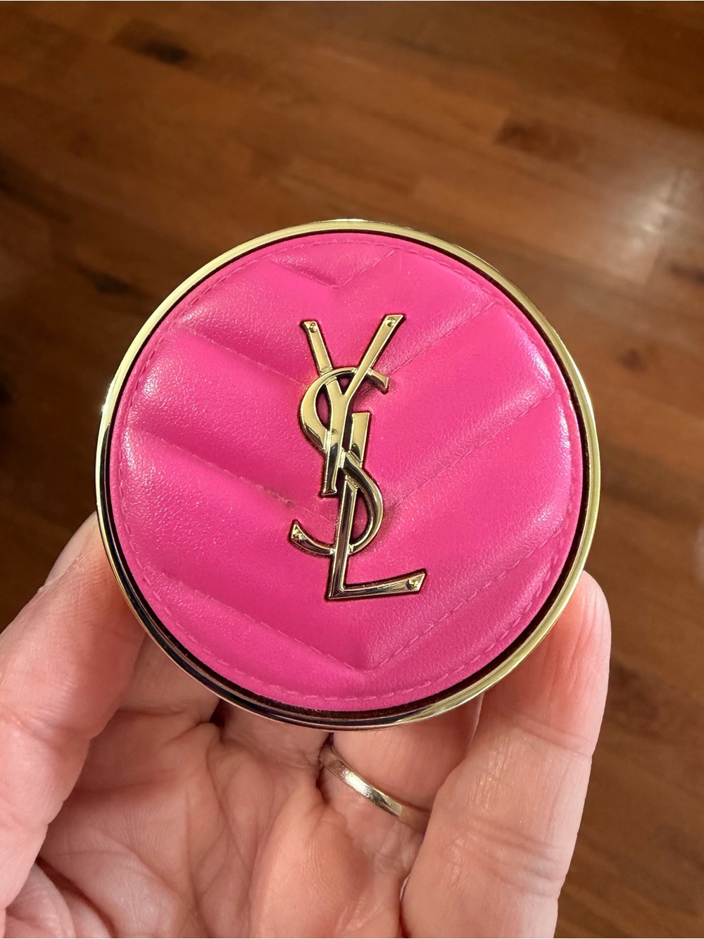 Yves Saint Laurent make me blush 03 Mischievous Magenta - vivid magenta matte.